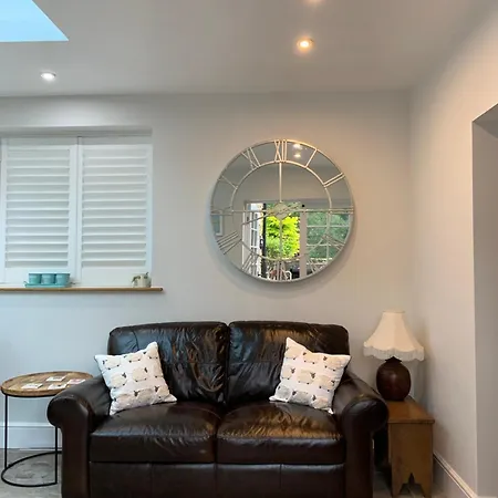 Holly Holiday home *